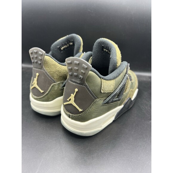 Air Jordan 4 Retro SE \'Craft Olive\' (GS) SZ 4.5Y / Women’s 6 (FB9928-200) CLEAN